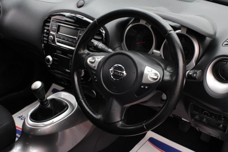 NISSAN JUKE