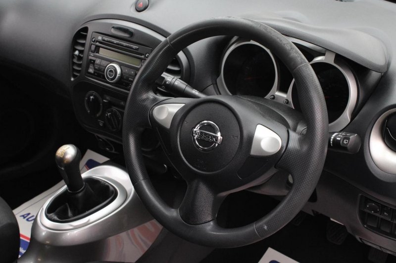 NISSAN JUKE