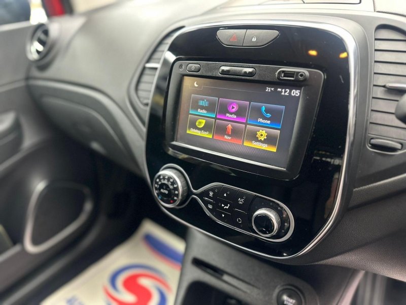 RENAULT CAPTUR