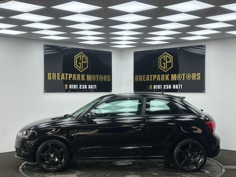 AUDI A1