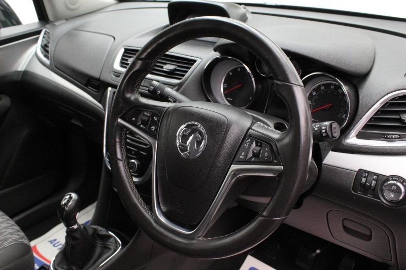 VAUXHALL MOKKA