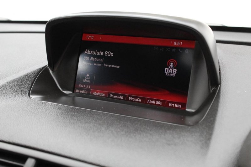 VAUXHALL MOKKA